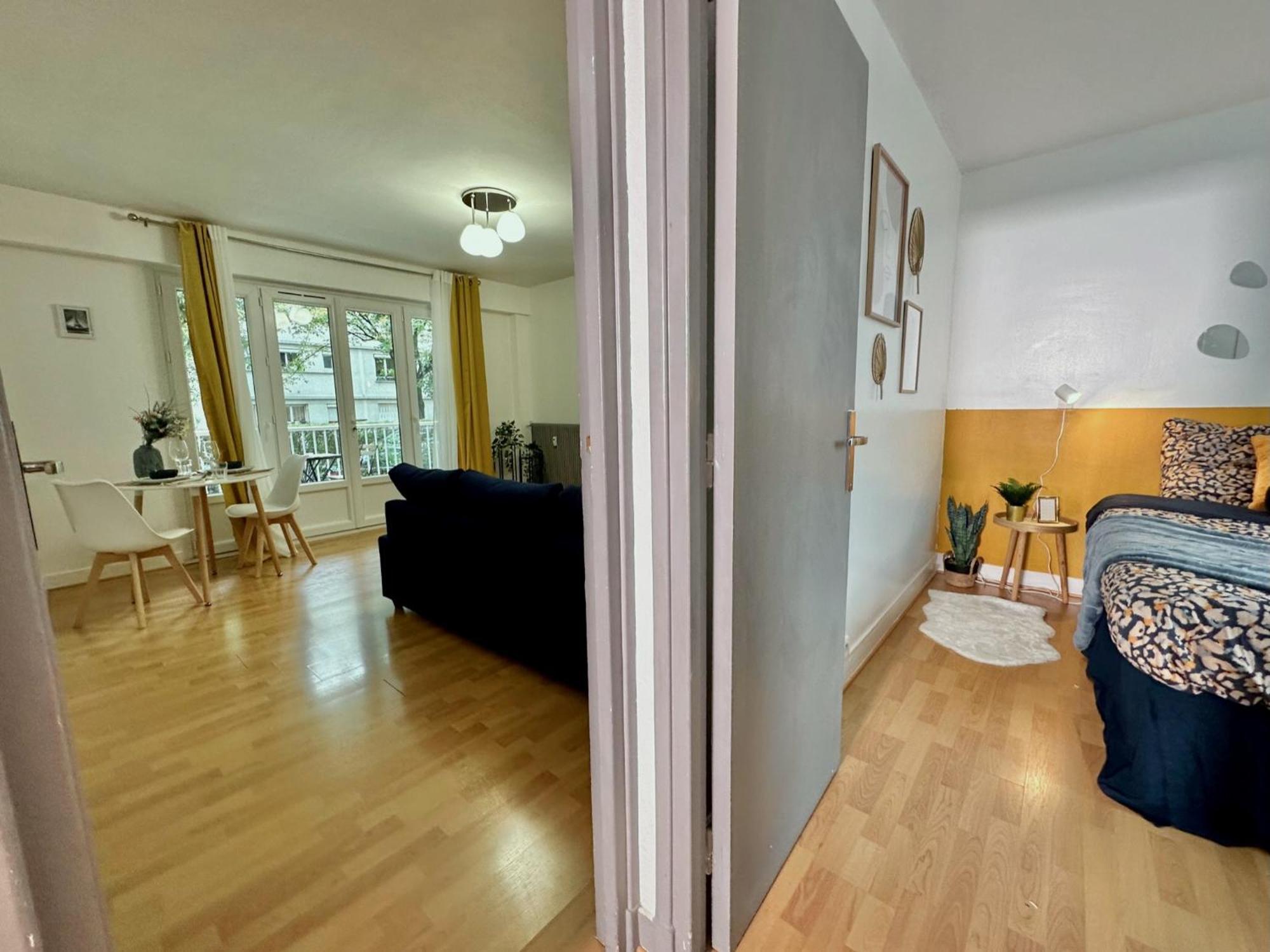 Le Bleu Soleil - A 2 Min Du Metro - 7 Min De Paris Daire Maisons-Alfort Dış mekan fotoğraf